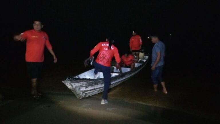 Canoa naufraga e deixa indígenas desaparecidos no interior do AM
