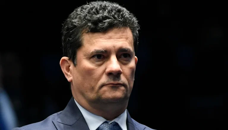 Moro admite falha nas condenações do 8 de Janeiro e defende revisão: “Houve excessos”