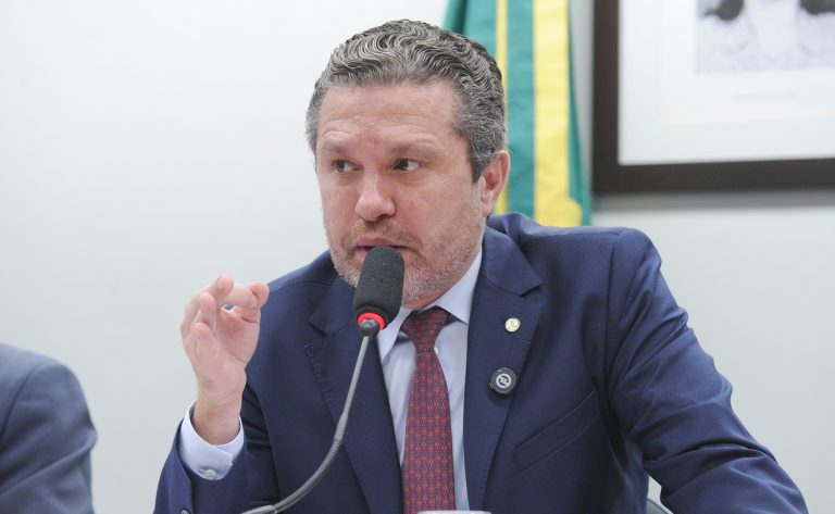 Comissão aprova proposta que regulamenta atividade de técnico em imobilizações ortopédicas