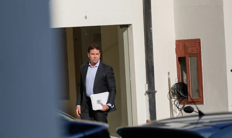Extradição Formalizada: Brasil Pede aos EUA a Devolução de Alexandre Ramagem, Condenado na ‘Trama Golpista’