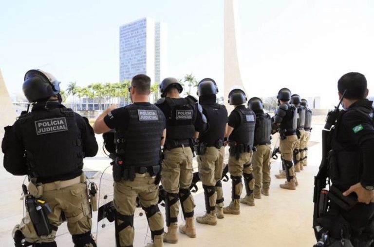 Porte de Arma e Status Elevado: Lula Sanciona Lei que Transforma a Carreira da Polícia Judicial