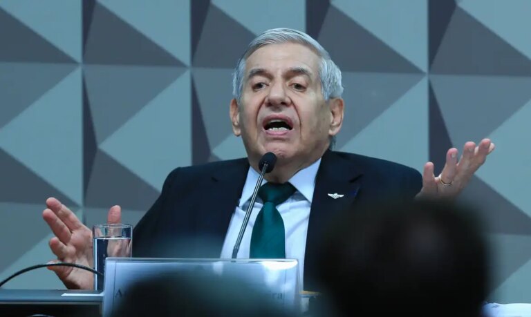 Saúde e 78 Anos: Moraes Autoriza Prisão Domiciliar Humanitária para General Heleno, Condenado por Tentativa de Golpe