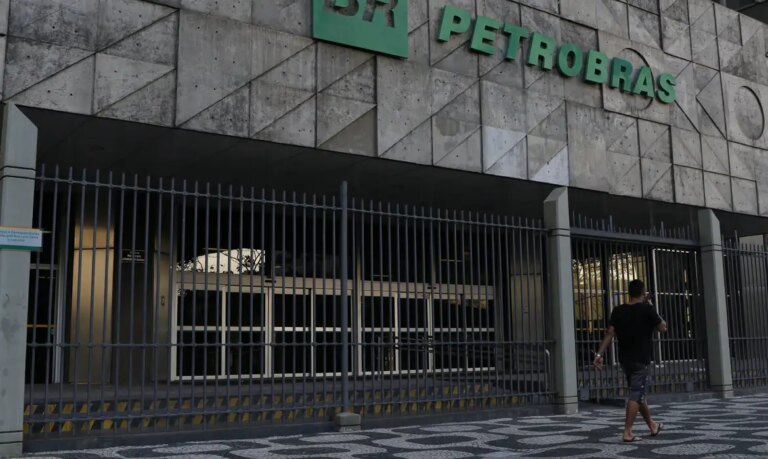 FUP vs. FNP: A Divisão que Define o Futuro da Greve Milionária na Petrobras