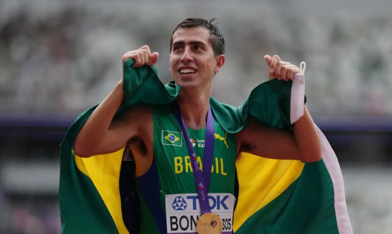 Atletas Brasileiros Brilham em 2025: Conquistas Mundiais e Novos Ídolos no Esporte Olímpico