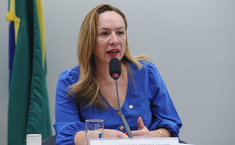 Justiça Mais Justa: Mulheres Ganham Mais Proteção em Audiências Judiciais com Nova Lei