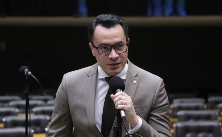 Revolução na Mobilidade: Cadeira de Rodas Motorizada Sem Perícia Periódica é Aprovada