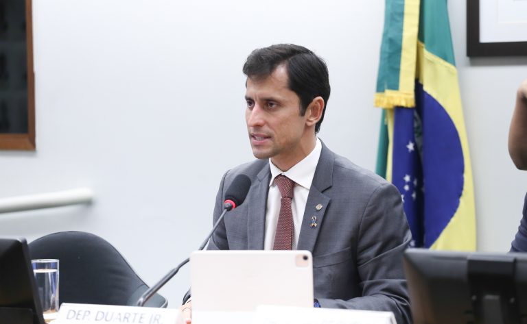Trabalhadores Cuidadores: Nova Lei Garante Flexibilidade na Jornada e Proteção no Emprego