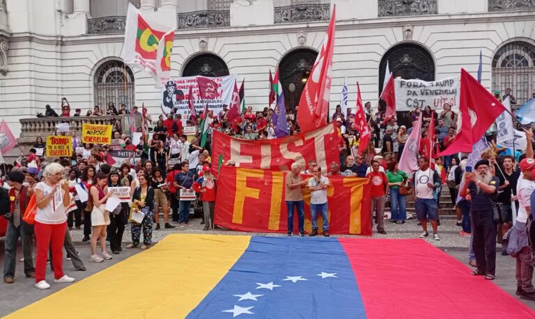Cinelândia: Protesto Massivo no Rio Contra Alegado “Sequestro” de Maduro Pelos EUA