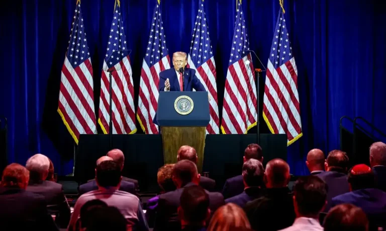 Trump e a Groenlândia: Tensões na Otan e o Futuro Estratégico do Ártico