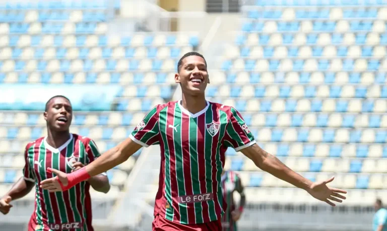 Copinha: Fim da Fase de Grupos Revela Duelos Emocionantes no Mata-Mata Sub-20