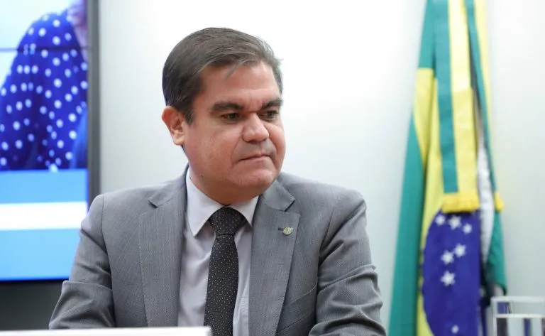 Novas Regras para Passagens Aéreas: Saiba Seus Direitos de Cancelamento e Alteração