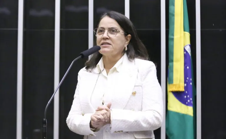 Saúde Mental Infantil em Foco: Nova Lei Busca Proteger Crianças e Adolescentes de Abusos e Maus-Tratos