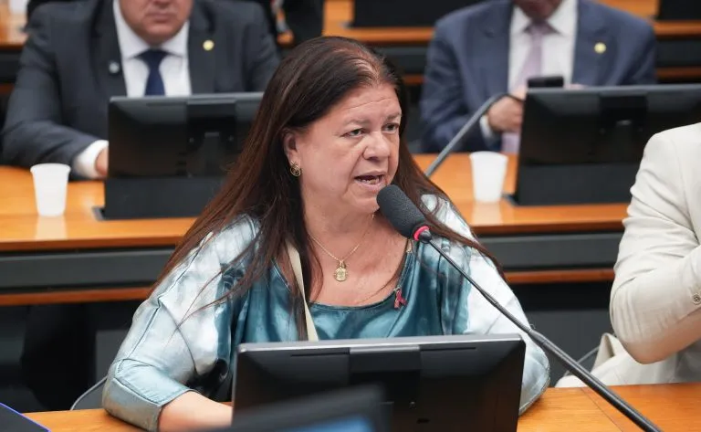 Crimes hediondos: nova lei pode proibir progressão de pena para estupradores e traficantes de crianças