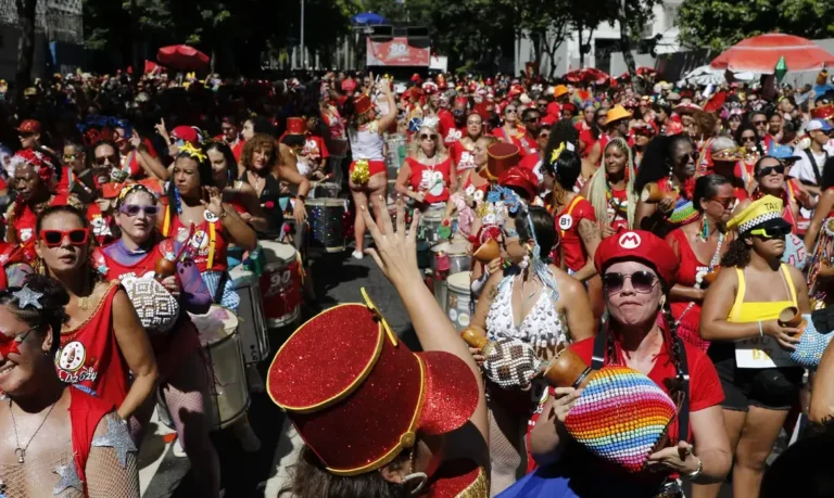 Carnaval no Rio: ocupação hoteleira atinge 83,70% e argentinos lideram turistas estrangeiros