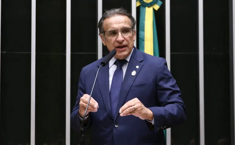 Câmara aprova “Gás do Povo”: botijão gratuito e novas regras para famílias de baixa renda