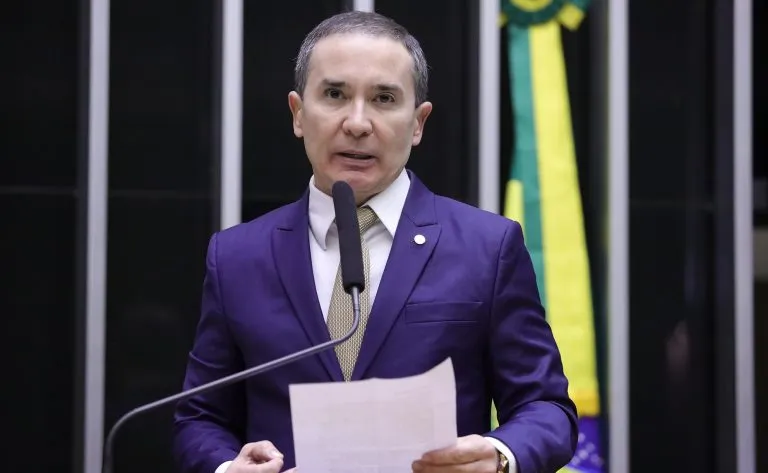 Aneel pode ser obrigada a explicar tarifas de energia em linguagem simples