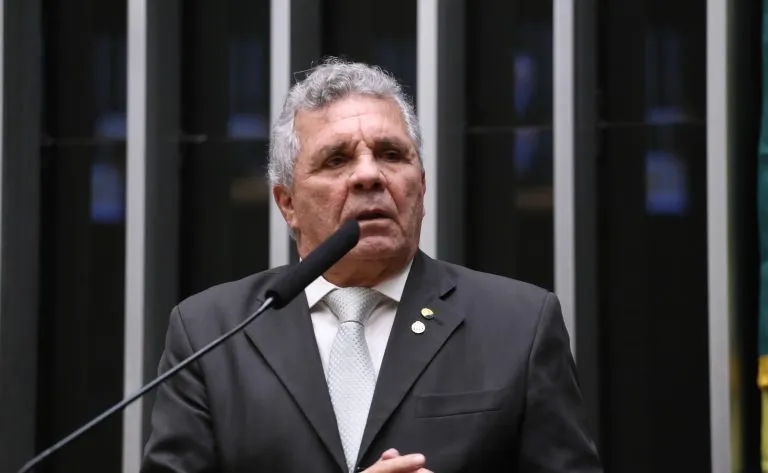 Congresso quer auditoria nas contas da Itaipu Binacional