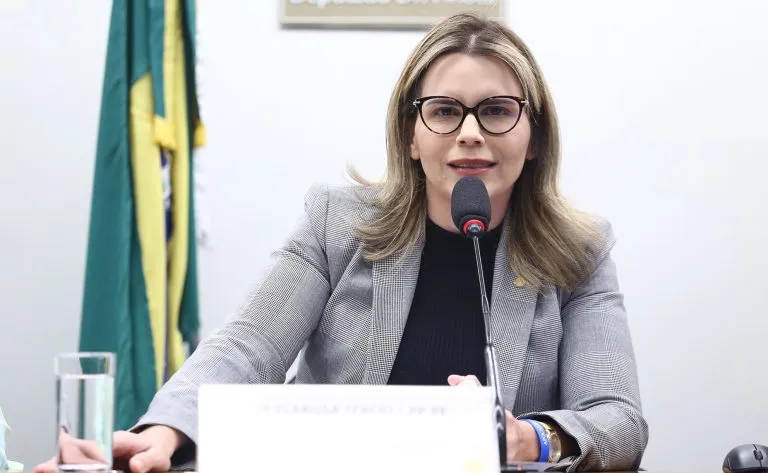 SUS deverá garantir acompanhamento contínuo a pessoas trans após cirurgias de afirmação de gênero