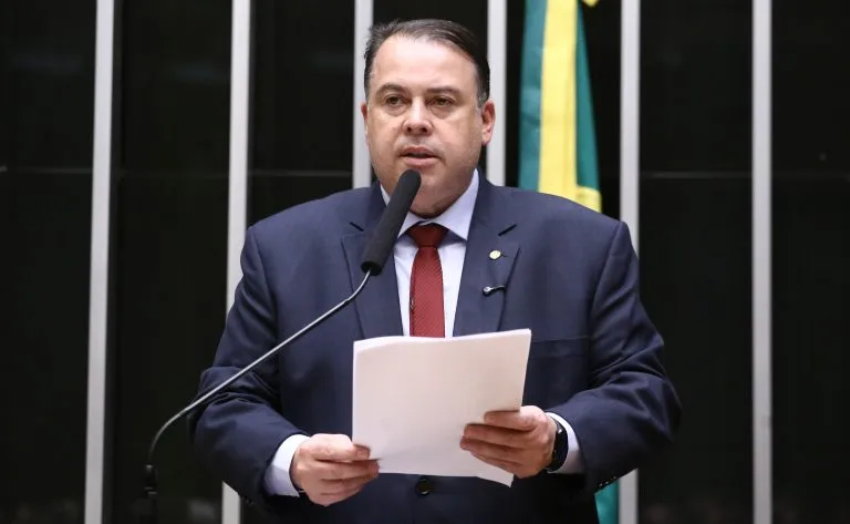 Universidade do Esporte: projeto pioneiro avança na Câmara e mira 2027 para início das atividades