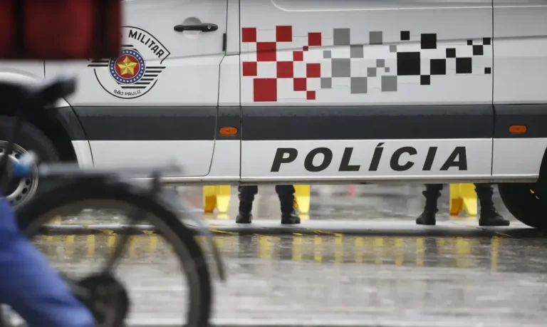 Julgamento de policiais por morte de delator em aeroporto de Guarulhos marcado para junho