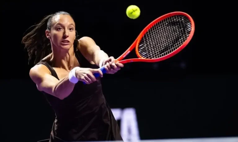 Luisa Stefani busca 15º título em Dubai e pode voltar ao top-10 mundial