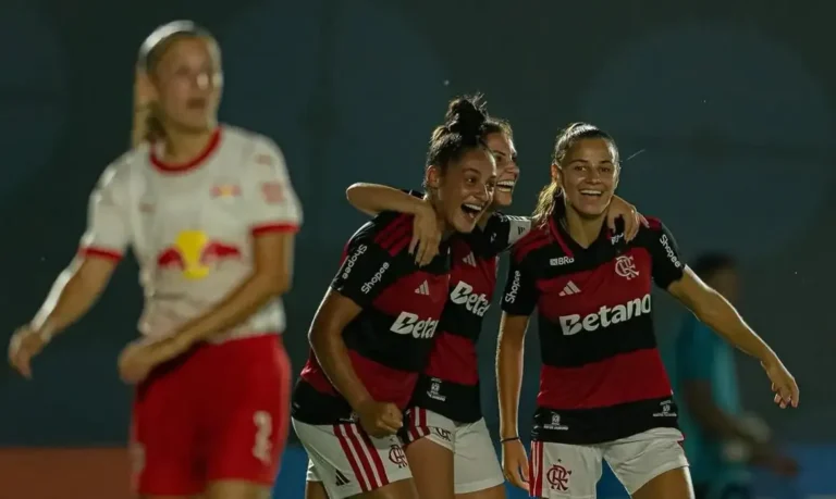 Defensoras em destaque: Flamengo supera Bragantino em jogo eletrizante pelo Brasileirão Feminino