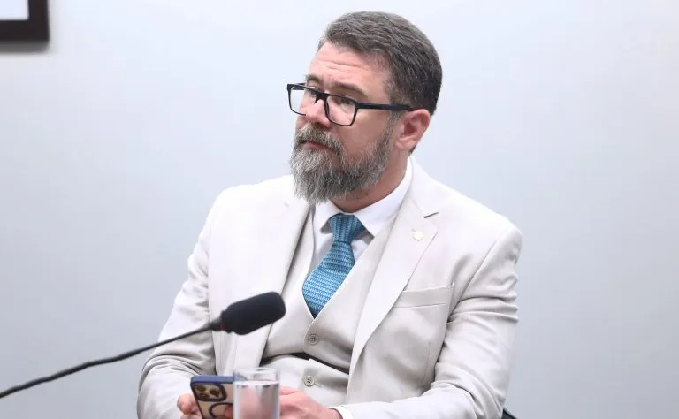 Conselho de Ética: deputado Marcos Pollon e testemunha são ouvidos em processo
