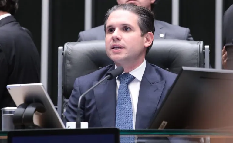 Câmara aprova lei rígida contra o crime organizado e foca em segurança pública