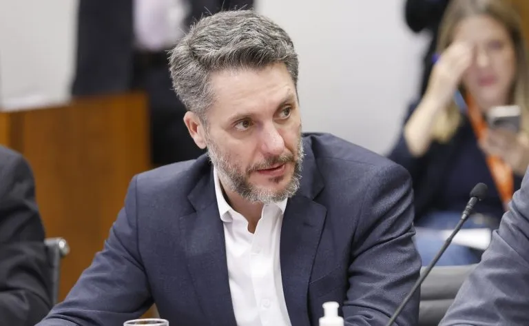 Motoristas profissionais terão regras de segurança baseadas em normas de fábrica