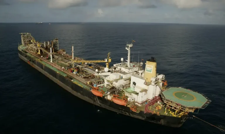 Governo federal recorre de decisão que suspendeu imposto sobre exportação de petróleo