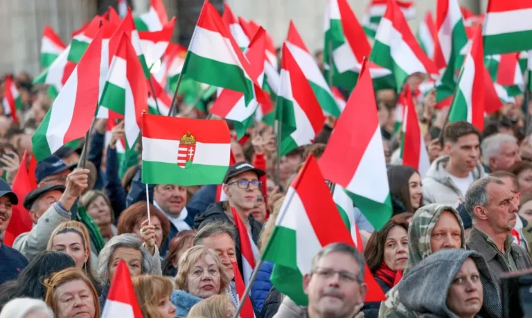 Hungria em votação: Orbán enfrenta desafio eleitoral após 16 anos no poder