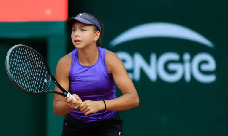 Jovem prodígio brasileira Eduarda Gomes conquista título inédito em Roland Garros Júnior