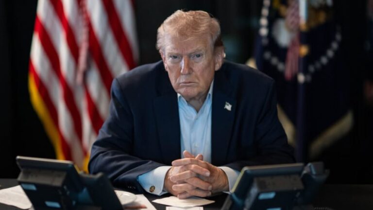 Pânico em Washington: tiros interrompem jantar e Trump é retirado às pressas por segurança
