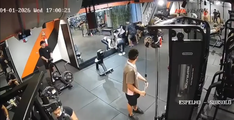 Jovem que quebrou os dois joelhos em academia segue internada e enfrenta longa recuperação