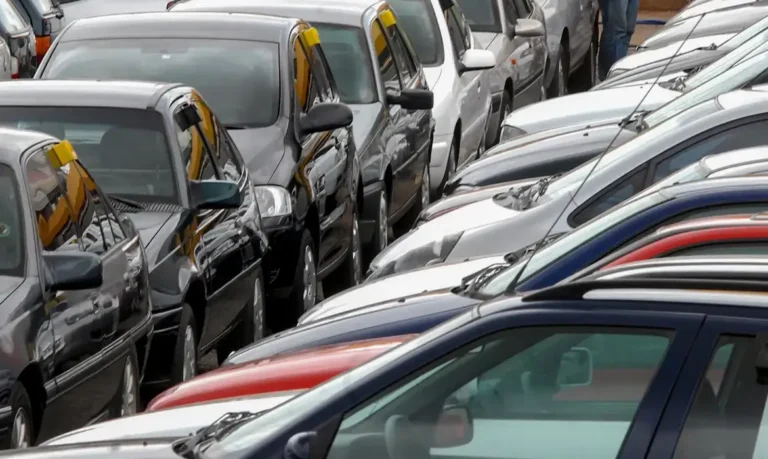 Financiamento de veículos impulsiona mercado em abril com alta de 11,8%