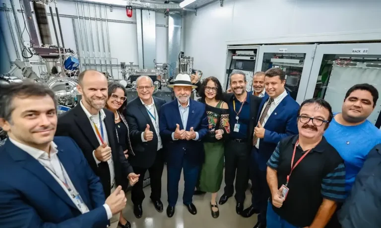 Lula reafirma soberania brasileira na exploração de terras raras e minerais estratégicos