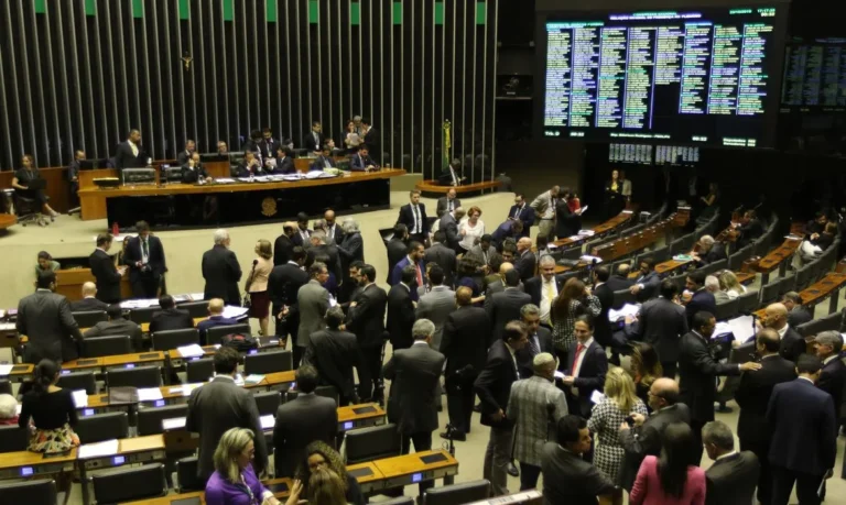 Congresso Nacional libera repasses federais para municípios inadimplentes com até 65 mil habitantes