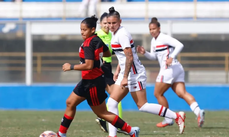 Flamengo leva vantagem na final do Brasileiro Sub-20 Feminino contra o São Paulo
