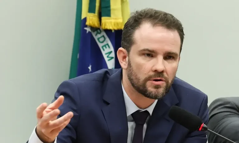 União e DF buscam acordo para empréstimo bilionário ao BRB em meio a investigações
