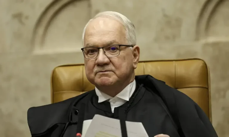 Fachin ordena plano para retirar invasores de terra indígena no Pará