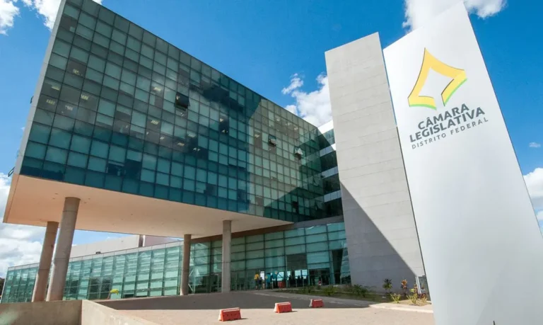 Distrito Federal: jornada 6×1 de terceirizados é extinta na Câmara Legislativa