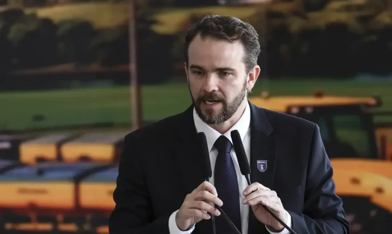 Reforma tributária: ministro alerta para risco de reavaliação política e desafios na transição