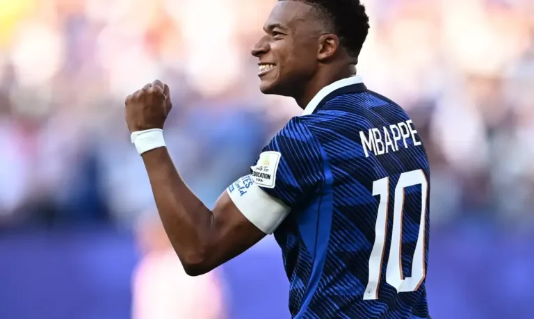 França vence Paraguai com gol de pênalti e avança às quartas de final da Copa