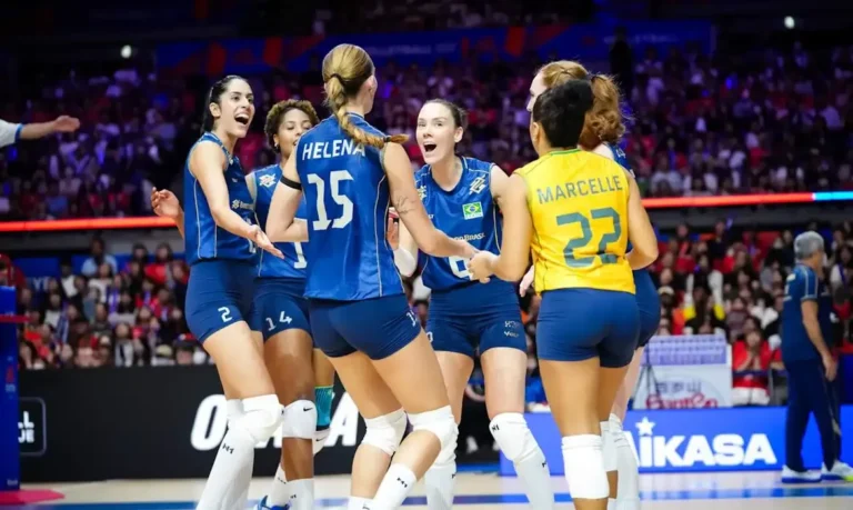 Vôlei feminino brasileiro busca inédito título da Liga das Nações em mata-mata contra o Japão