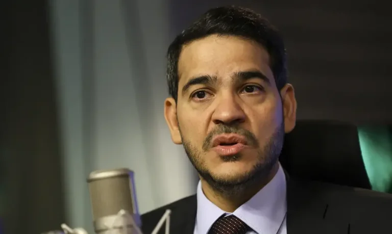 AGU anuncia ação judicial para suspender o Discord no Brasil
