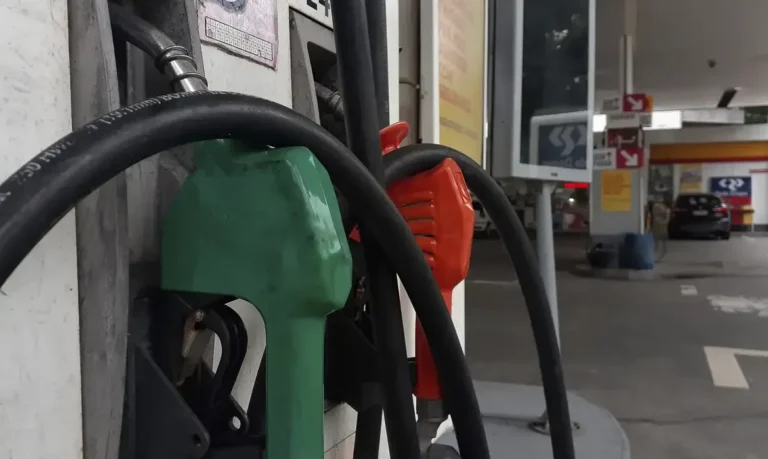 Mataripe anuncia corte expressivo no preço da gasolina; entenda o impacto