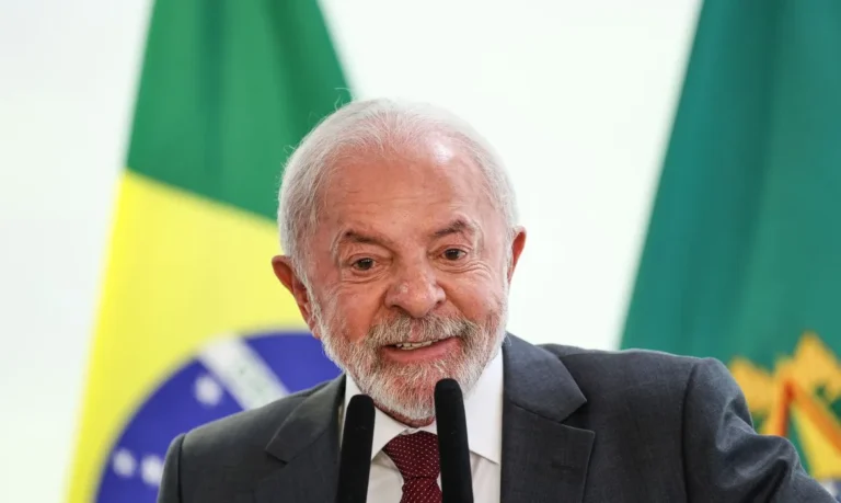 Lula adia aprovação de embaixador dos EUA após eleições e critica interferência