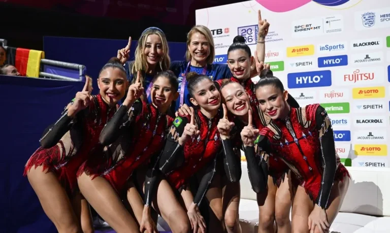 Brasil alcança feito inédito com duas medalhas de ouro no Mundial de ginástica rítmica