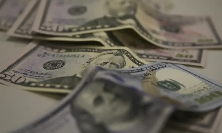 Brasil e EUA reabrem diálogo comercial após disputa de tarifas