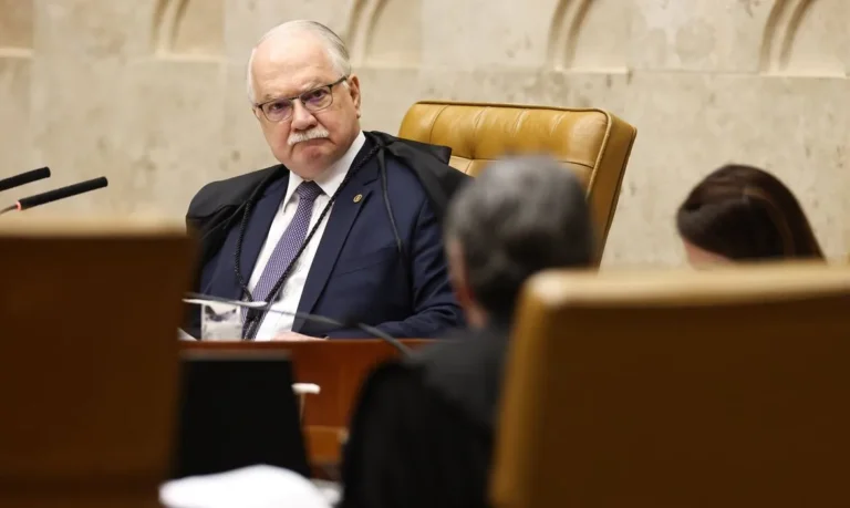 STF: Fachin assegura que legalidade guiará respostas a polêmicas institucionais